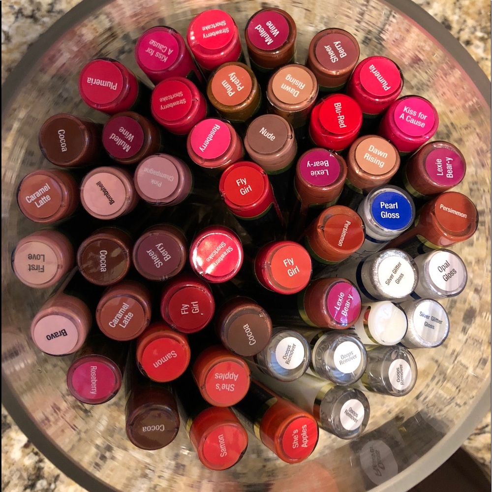 Lipsense Lipstick NO gloss available